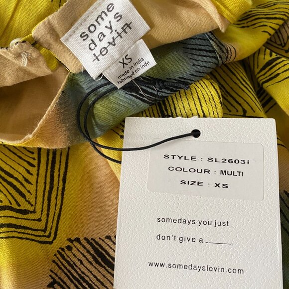NWT SOMEDAYS LOVIN Yellow Patterned Allover Printed Dress Size XS MSRP $108 - Picture 7 of 9